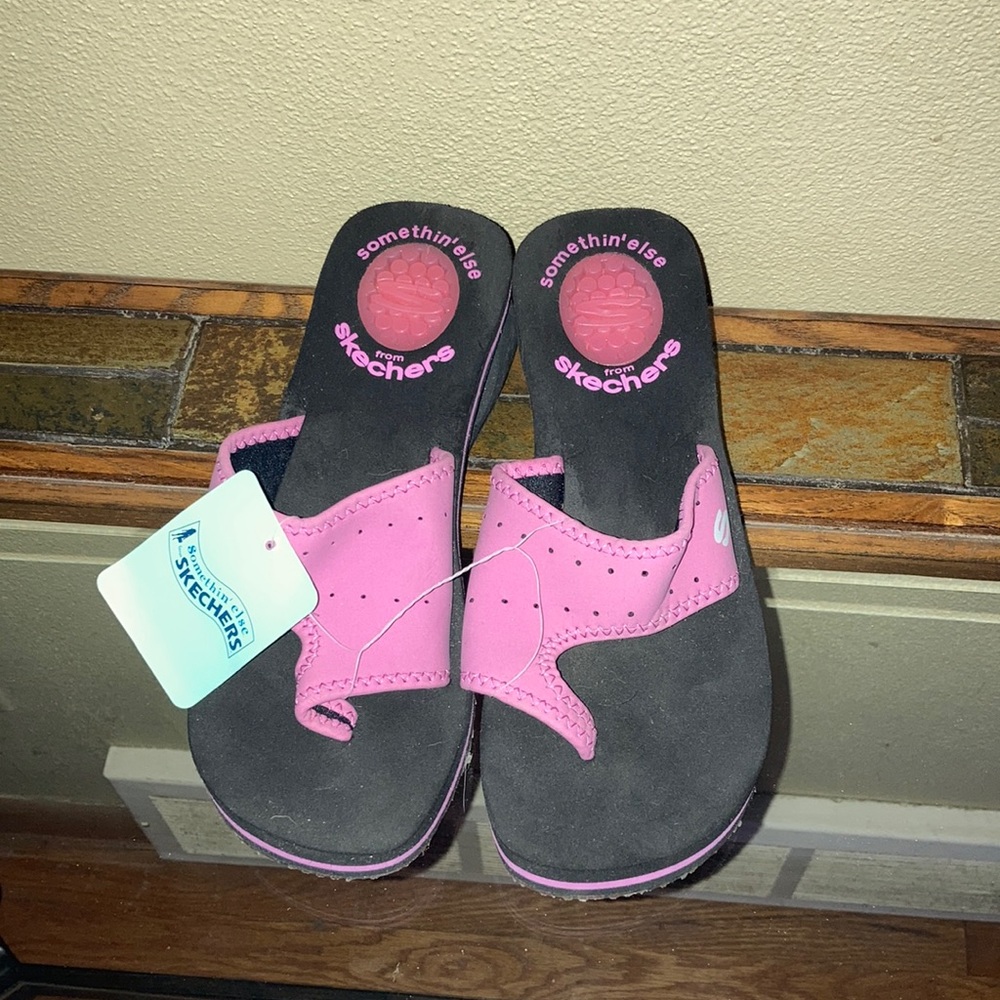 Skechers Sandals NWT